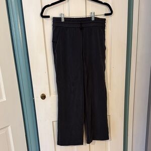 lululemon athletica Black Capris